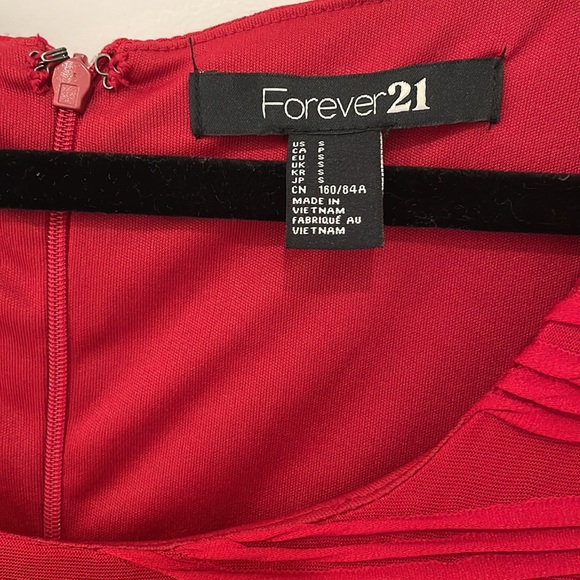 Forever 21 Red Ribbed Dress - Picture 2 of 3